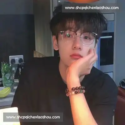 贡嫚仪